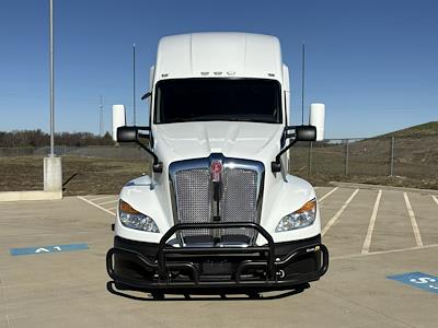 Used 2023 Kenworth T680 Cummins ISX / X15 Semi Truck for sale #0614039 - photo 2