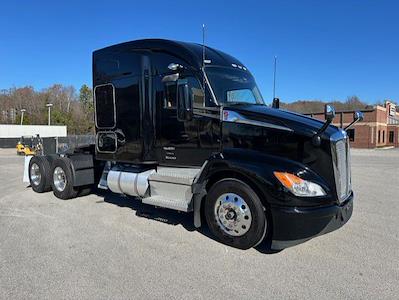 Used 2023 Kenworth T680 Paccar MX/MX-13 Semi Truck for sale #0614054 - photo 1