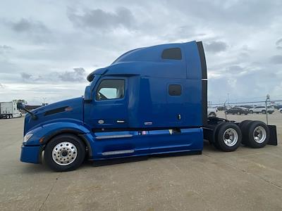 Used 2022 Peterbilt 579 Cummins ISX Semi Truck for sale #0614173 - photo 2