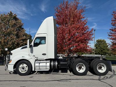 Used 2022 Kenworth T680 Paccar MX/MX-13 Semi Truck for sale #0614198 - photo 2