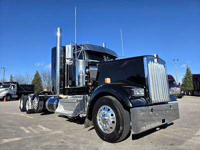 Used 2022 Kenworth W900 Cummins ISX / X15 Semi Truck for sale #0614252 - photo 1