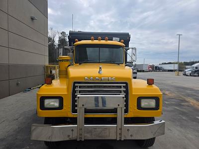 Used 1997 Mack RD690S Cab Chassis for sale #0614541 - photo 2