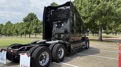 Used 2022 Peterbilt 579 Cummins ISX Semi Truck for sale #0614570 - photo 2