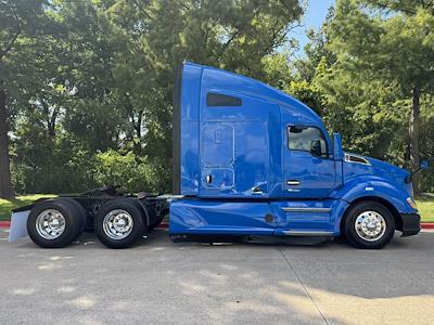 Used 2022 Kenworth T680 Paccar MX/MX-13 Semi Truck for sale #0614576 - photo 2