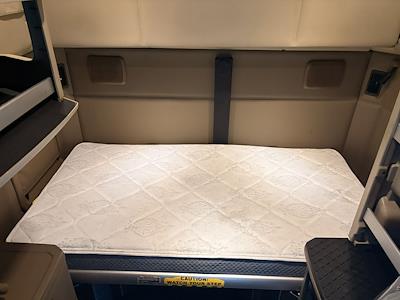 Used 2022 Kenworth T680 Paccar MX/MX-13 Semi Truck for sale #0614588 - photo 2