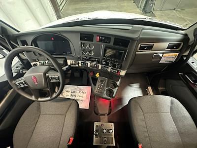 New 2026 Kenworth T880 Cab Chassis for sale #0614610 - photo 2