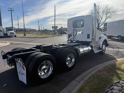 Used 2024 Kenworth T880 Cummins ISX / X15 Semi Truck for sale #0614743 - photo 2