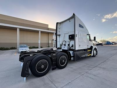 Used 2022 Kenworth T680 Cummins ISX / X15 Semi Truck for sale #0615038 - photo 2