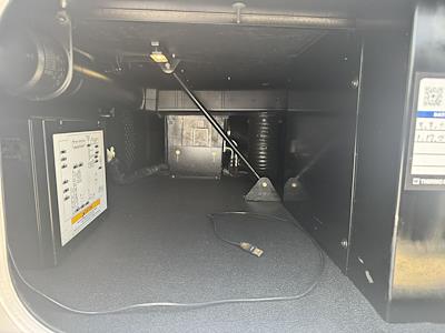 Used 2022 Kenworth T680 Cummins ISX / X15 Semi Truck for sale #0615216 - photo 2