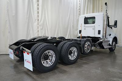 New 2026 Kenworth T880 Cummins ISX / X15 Semi Truck for sale #0615394 - photo 2