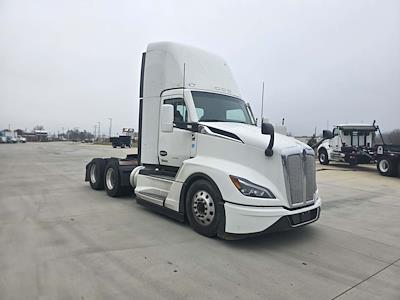 Used 2023 Kenworth T680 Cummins ISX / X15 Semi Truck for sale #0615533 - photo 1
