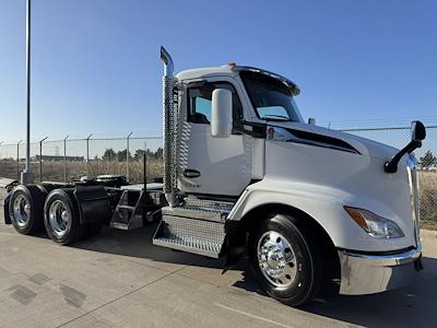 Used 2022 Kenworth T680 Paccar MX/MX-13 Semi Truck for sale #0615543 - photo 1