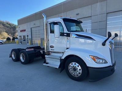 Used 2023 Kenworth T680 Paccar MX/MX-13 Semi Truck for sale #0615547 - photo 1