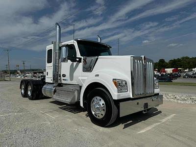 Used 2025 Kenworth W990 Cummins ISX / X15 Semi Truck for sale #0615574 - photo 1