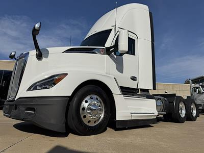 Used 2024 Kenworth T680 Cummins ISX / X15 Semi Truck for sale #0615680 - photo 1