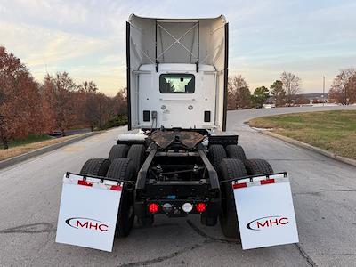 Used 2022 Kenworth T680 Paccar MX/MX-13 Semi Truck for sale #0615726 - photo 2