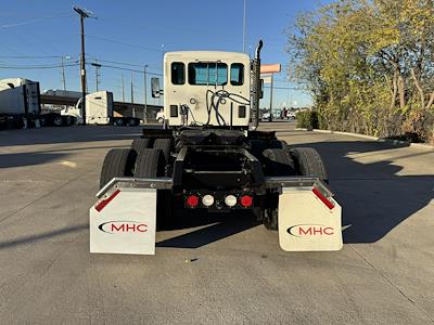 Used 2022 Kenworth T680 Paccar MX/MX-13 Semi Truck for sale #0615840 - photo 2