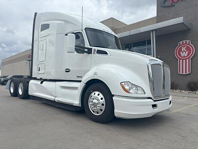 Used 2022 Kenworth T680 Cummins ISX / X15 Semi Truck for sale #0615845 - photo 1