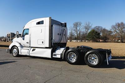 Used 2021 Kenworth T680 Cummins ISX / X15 Semi Truck for sale #0615893 - photo 2