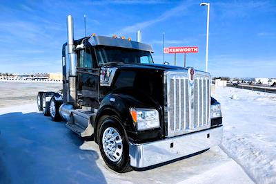 Used 2023 Kenworth W990 Cummins ISX / X15 Semi Truck for sale #0615933 - photo 1
