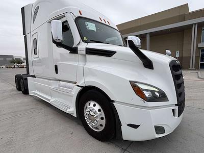 Used 2024 Freightliner Cascadia Detroit Diesel DD15 Semi Truck with Sleeper Cab for sale #0616029 - photo 1