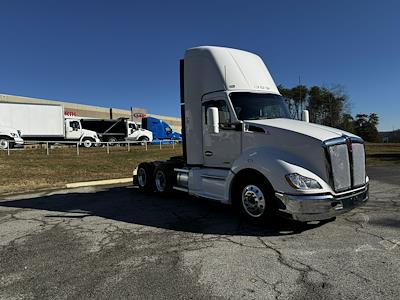 Used 2021 Kenworth T680 Cummins ISX / X15 Semi Truck for sale #0616179 - photo 1