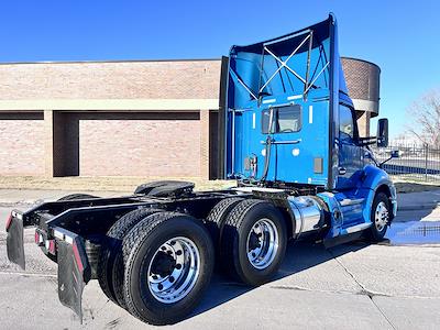 Used 2021 Kenworth T680 Cummins ISX / X15 Semi Truck for sale #0616186 - photo 2