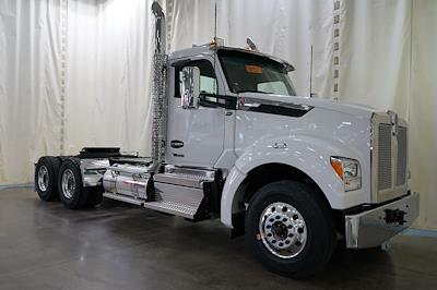 New 2026 Kenworth T880 Cummins ISX / X15 Semi Truck for sale #0616247 - photo 1