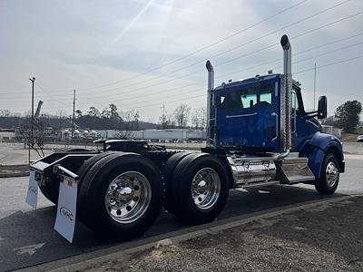 New 2026 Kenworth T880 - photo 1