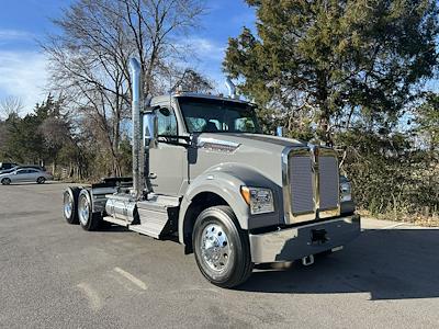 New 2026 Kenworth T880 Cummins ISX / X15 Semi Truck for sale #0616439 - photo 2