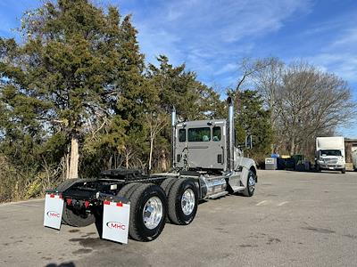 New 2026 Kenworth T880 Cummins ISX / X15 Semi Truck for sale #0616439 - photo 2