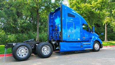 Used 2021 Kenworth T680 Paccar MX/MX-13 Semi Truck for sale #0616522 - photo 2