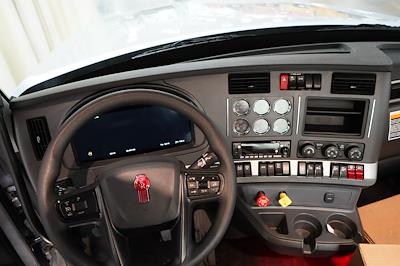 New 2026 Kenworth T880 - photo 1