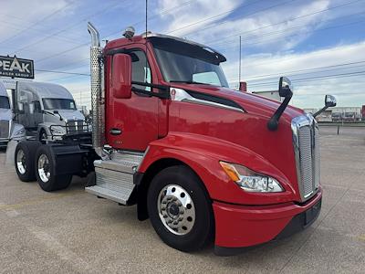 Used 2023 Kenworth T680 Paccar MX/MX-13 Semi Truck for sale #0616605 - photo 1