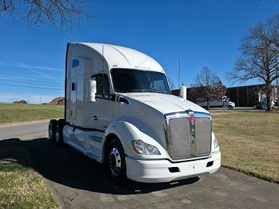 Used 2022 Kenworth T680 Cummins ISX / X15 Semi Truck for sale #0616623 - photo 1