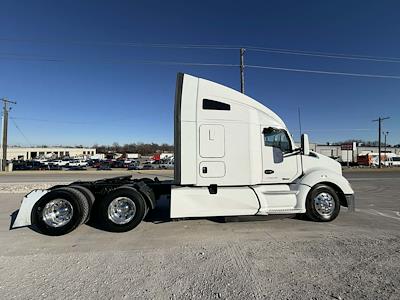 Used 2022 Kenworth T680 Cummins ISX / X15 Semi Truck for sale #0616629 - photo 2