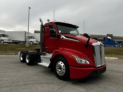 Used 2023 Kenworth T680 Paccar MX/MX-13 Semi Truck for sale #0616631 - photo 1