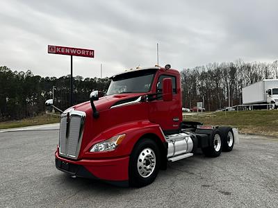 Used 2023 Kenworth T680 Paccar MX/MX-13 Semi Truck for sale #0616631 - photo 2