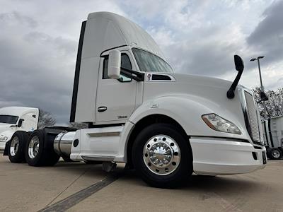 Used 2021 Kenworth T680 Cummins ISX / X15 Semi Truck for sale #0616638 - photo 1
