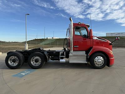 Used 2023 Kenworth T680 Paccar MX/MX-13 Semi Truck for sale #0616665 - photo 2