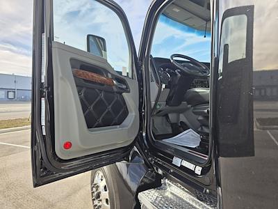 Used 2021 Kenworth T880 Cummins ISX / X15 Semi Truck for sale #0616674 - photo 2