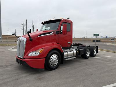 Used 2023 Kenworth T680 Paccar MX/MX-13 Semi Truck for sale #0616690 - photo 2