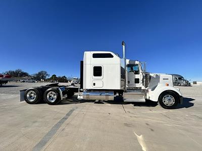 Used 2021 Kenworth W900 Cummins ISX / X15 Semi Truck for sale #0616694 - photo 2