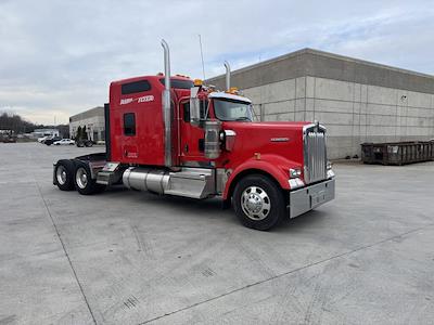 Used 2023 Kenworth W900 Cummins GX Semi Truck for sale #0616746 - photo 2