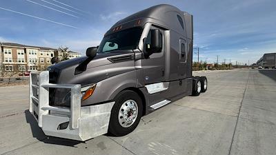 Used 2022 Freightliner Cascadia Detroit Diesel DD15 Semi Truck with Sleeper Cab for sale #0616885 - photo 2