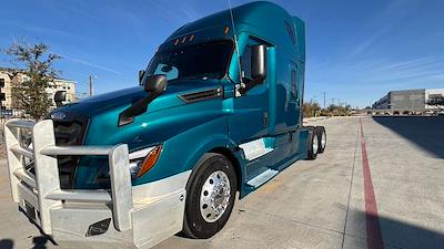 Used 2022 Freightliner Cascadia Detroit Diesel DD15 Semi Truck with Sleeper Cab for sale #0616892 - photo 2