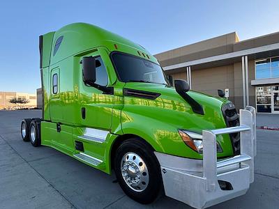 Used 2022 Freightliner Cascadia Detroit Diesel DD15 Semi Truck with Sleeper Cab for sale #0616894 - photo 1