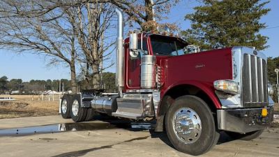 Used 2022 Peterbilt 389 Cummins ISX Semi Truck for sale #0616933 - photo 1