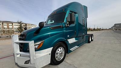 Used 2022 Freightliner Cascadia Detroit Diesel DD15 Semi Truck with Sleeper Cab for sale #0617006 - photo 2
