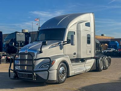 Used 2024 Kenworth T680 Cummins ISX / X15 Semi Truck for sale #0617096 - photo 2